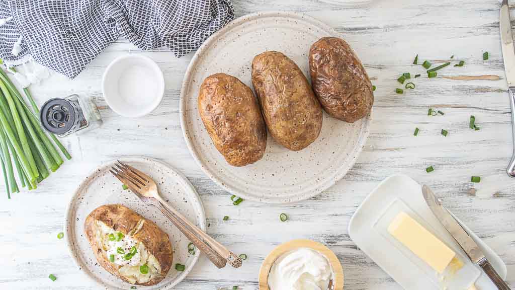 Ninja Air Fryer Baked Potato - Quick Air Fryer Recipes